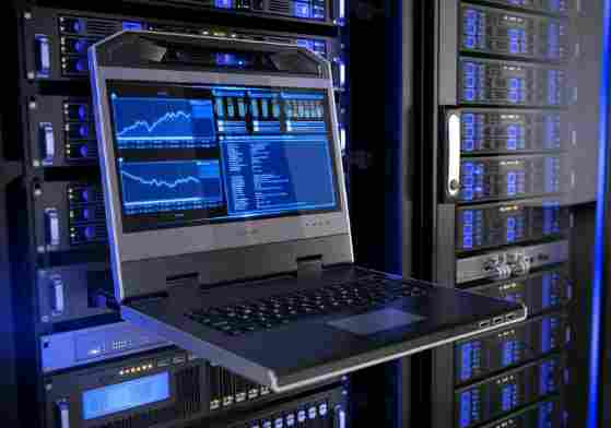 The Differences Between Share Hosting and VPS Hosting